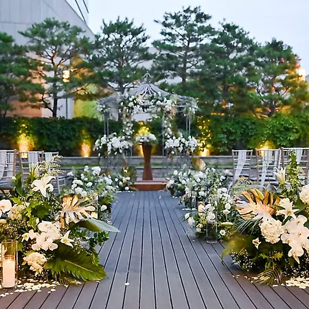Courtyard By Marriott Seoul Times Square