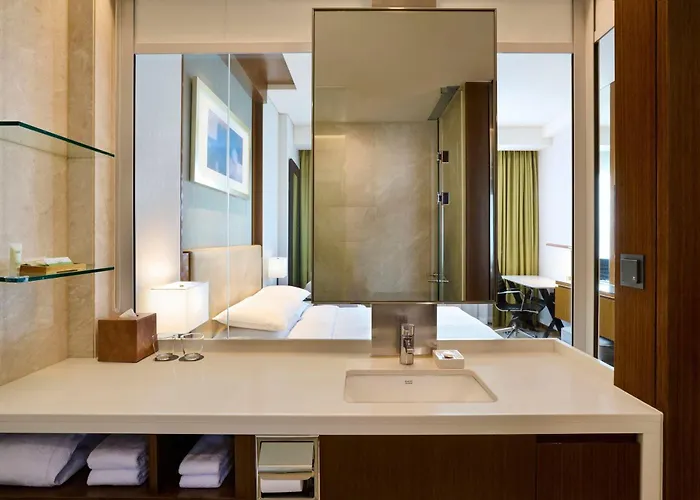 Courtyard By Marriott Times Square
